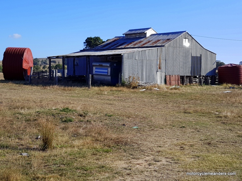 Like_many_a_farm_shed_along_the_way