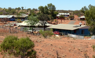 Houses at Hermannsburg, with Wally%27s horse