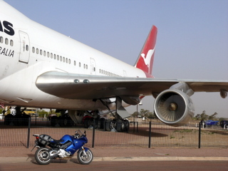 Qantas 747 at Longreach