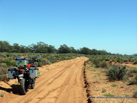 Probable mail track heading west from Moorna