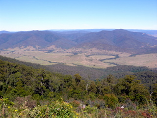 From Thunderbolts Way looking across valley to west